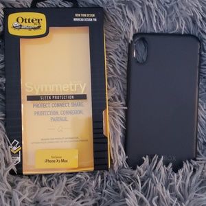 Authentic Black iPhone XS Max OtterBox case. Brand
